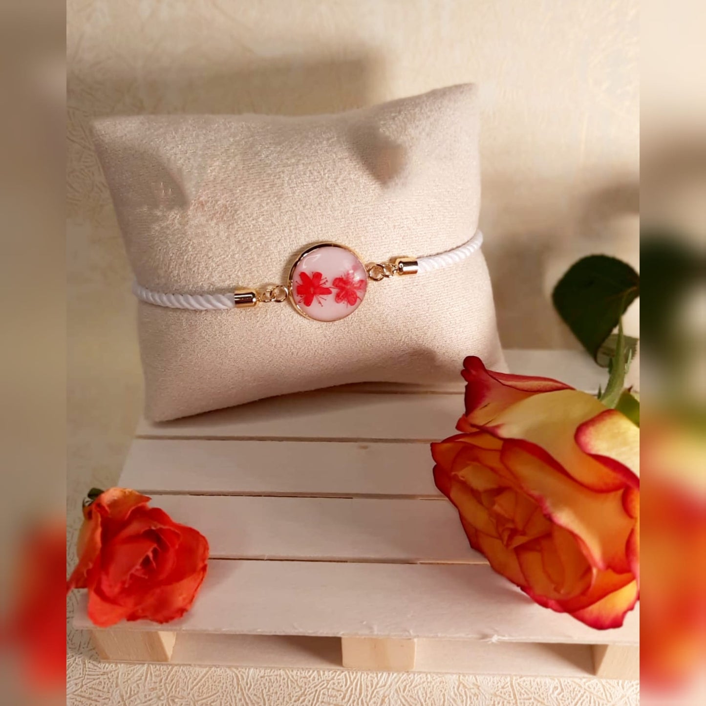 Mini Set Note di Alyssum bracciale cordoncino rosso