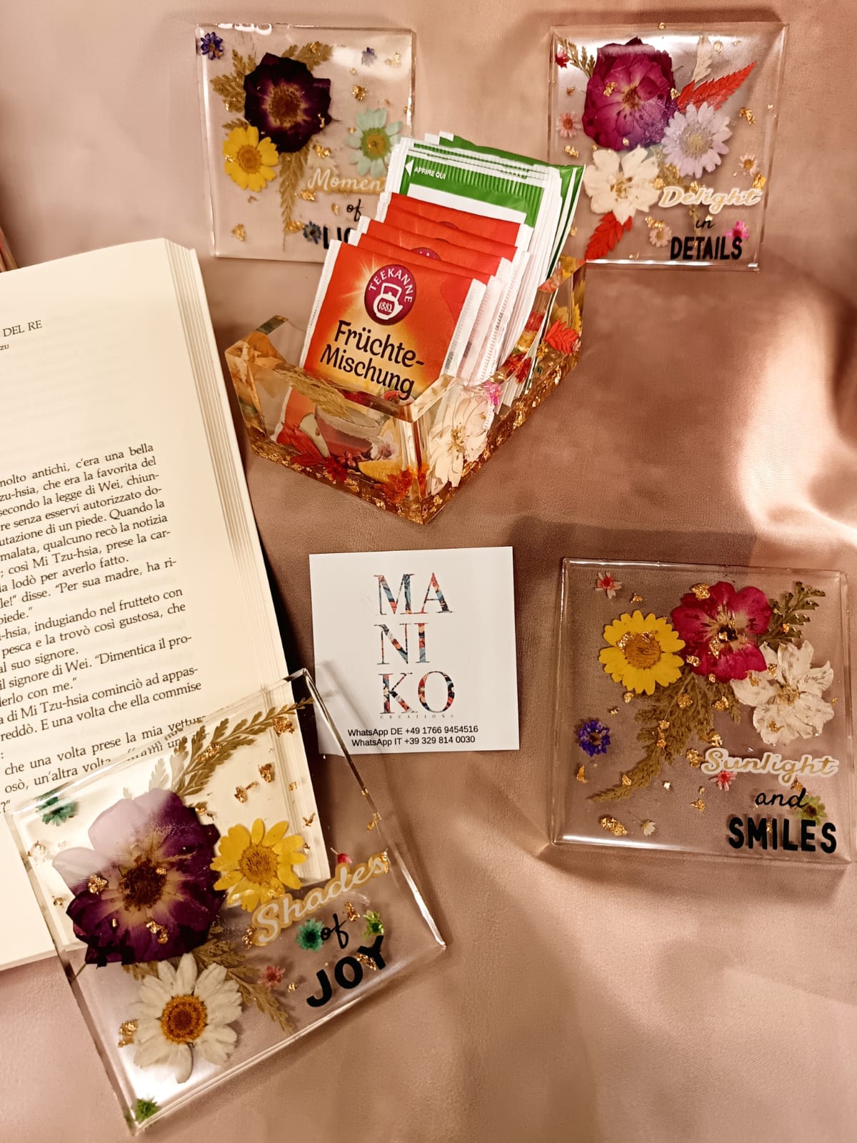 Sottobicchiere singolo con fiore viola e frase motivazionale