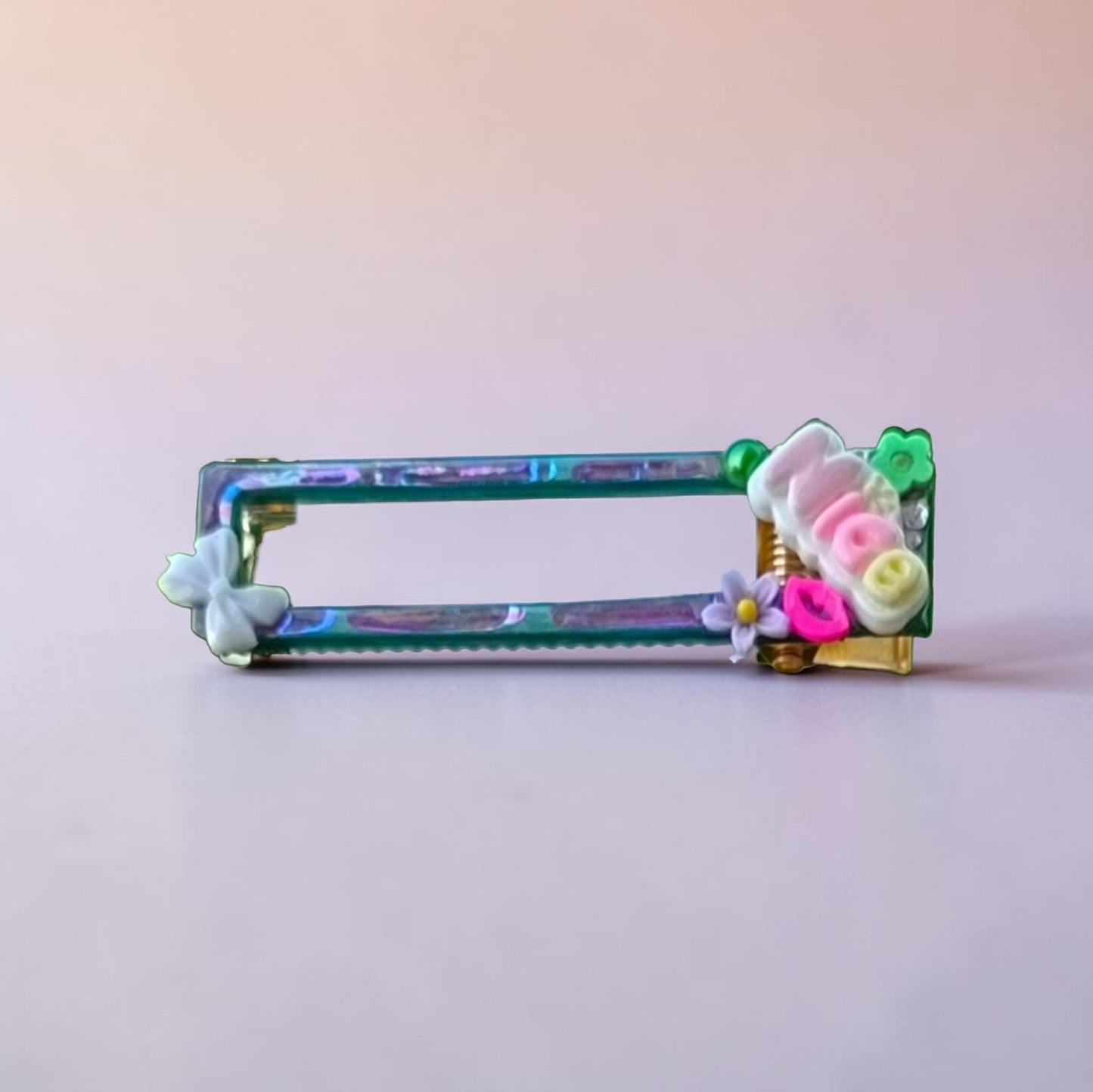 Clip capelli kawaii con charm e glitter multicolor fatta a mano – MANIKOCREATIONS