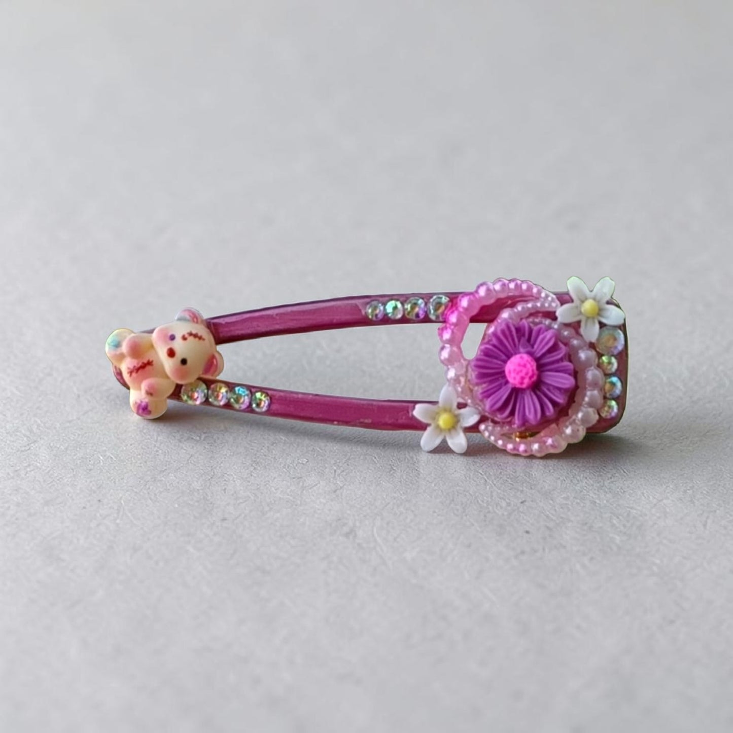 Clip capelli rosa con decorazioni in resina e dettagli kawaii – MANIKOCREATIONS