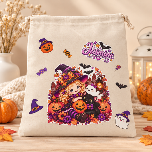 Sacchetto Halloween beige con nome Jasmine, streghetta, zucche, gattino nero e fantasmini